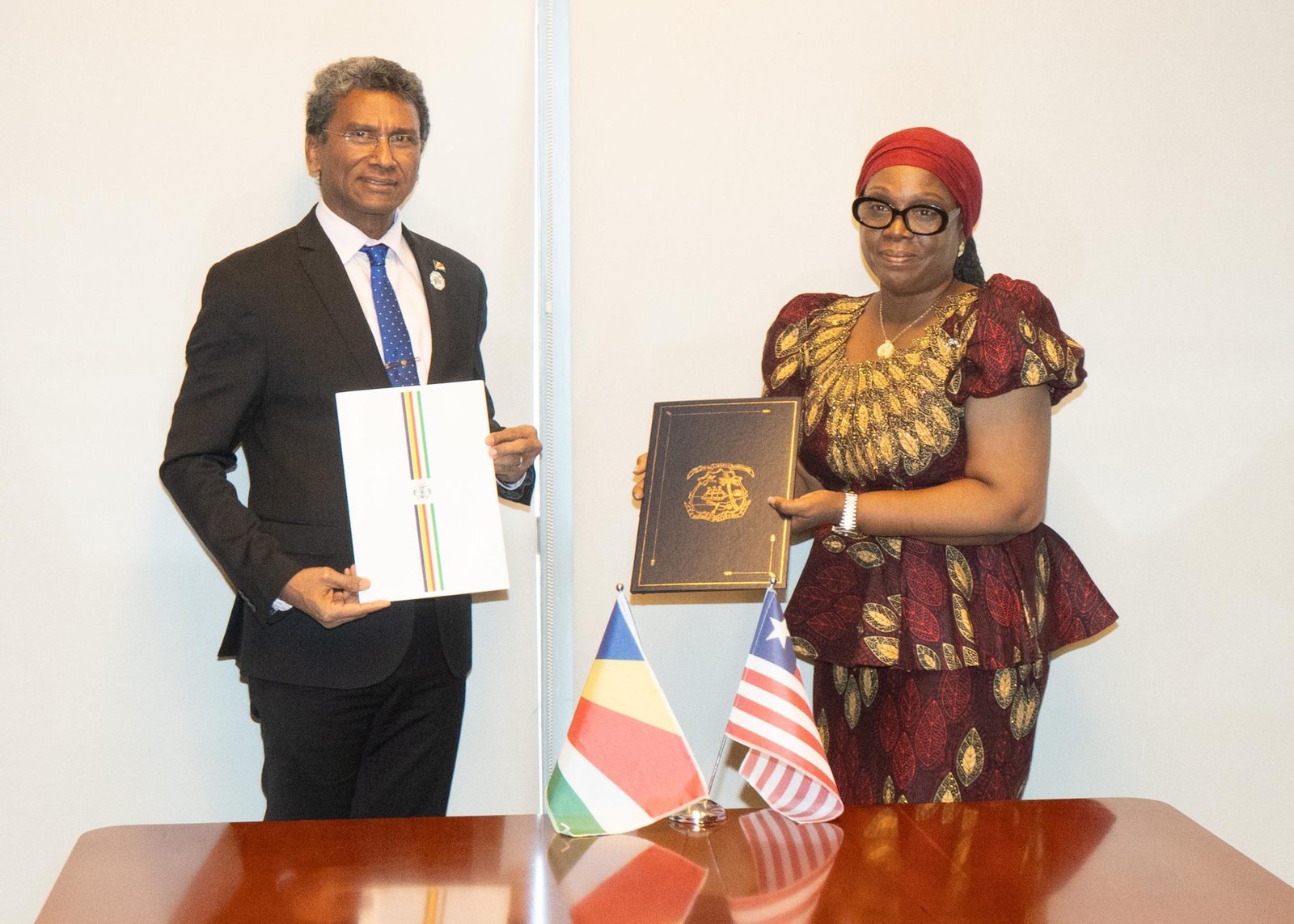 Seychelles formally establishes Diplomatic Relations with the Republic of Liberia
