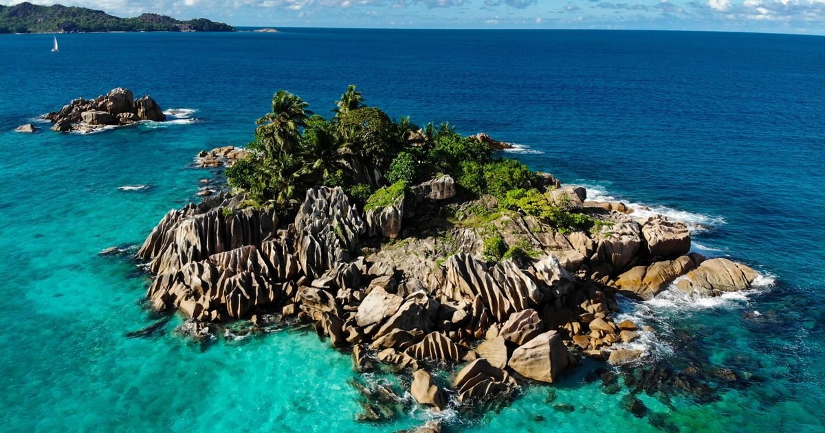 Aride Island Switches to Solar Power with New Climate-Controlled Plant Room